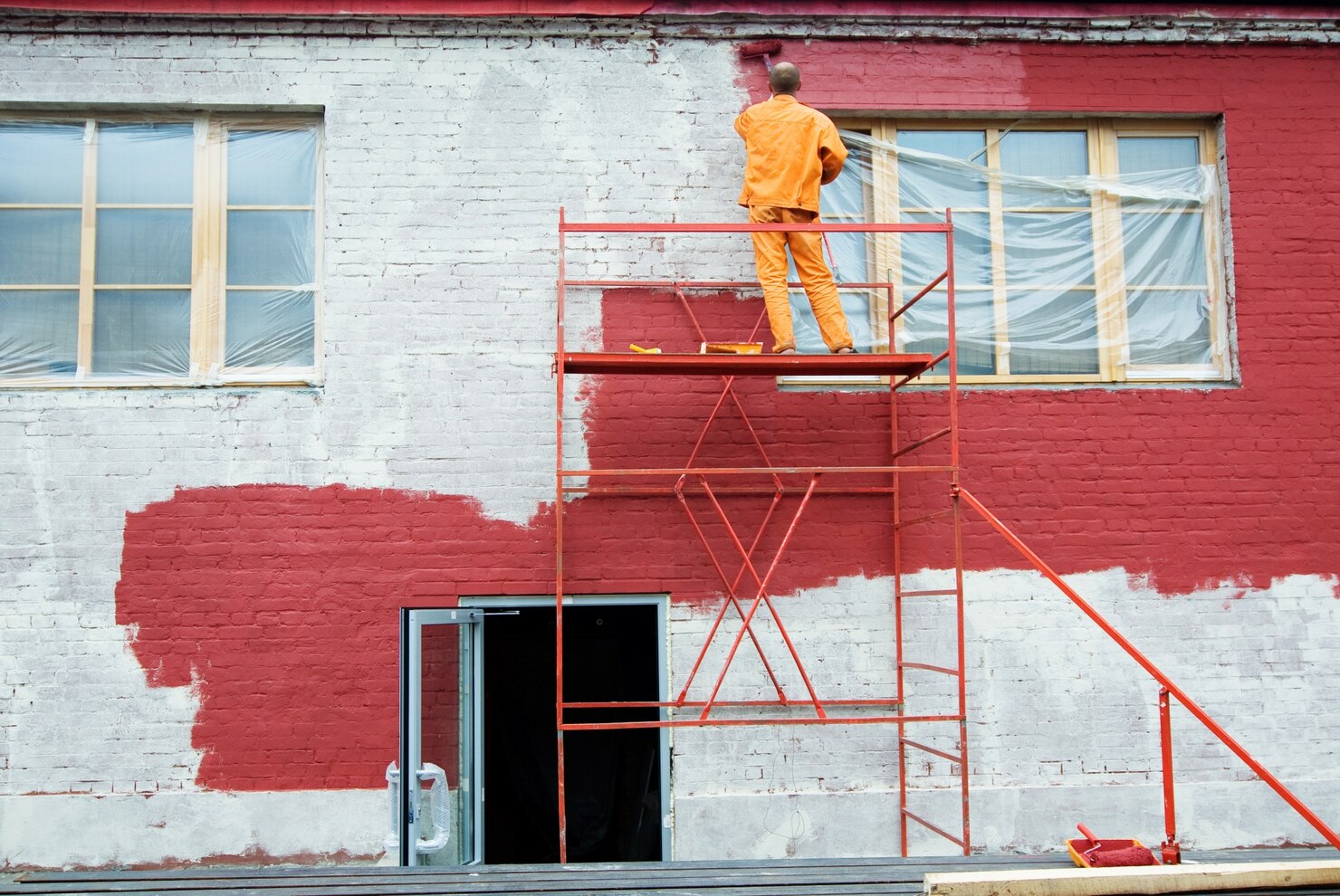 painting red 1385 599